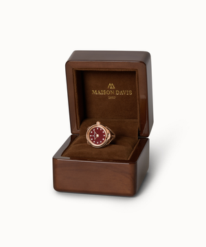 Ring watch Maison Davis in gold with red jasper dial, crystal markers, Swiss made.